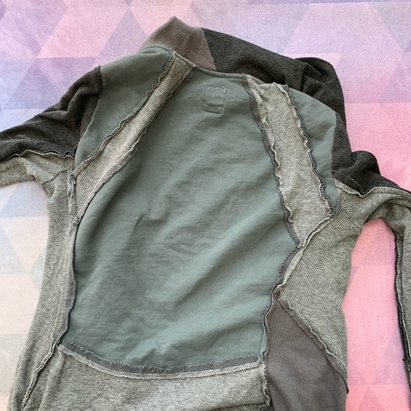 🦋 RARE ANTHROPOLOGIE ‘TINY’ PATCH CARDIGAN - Picture 4 of 6